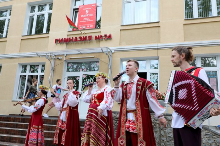 Naqif Həmzəyev: Belarusda əhalinin seçkiyə marağının yüksək olduğunun şahidi olduq