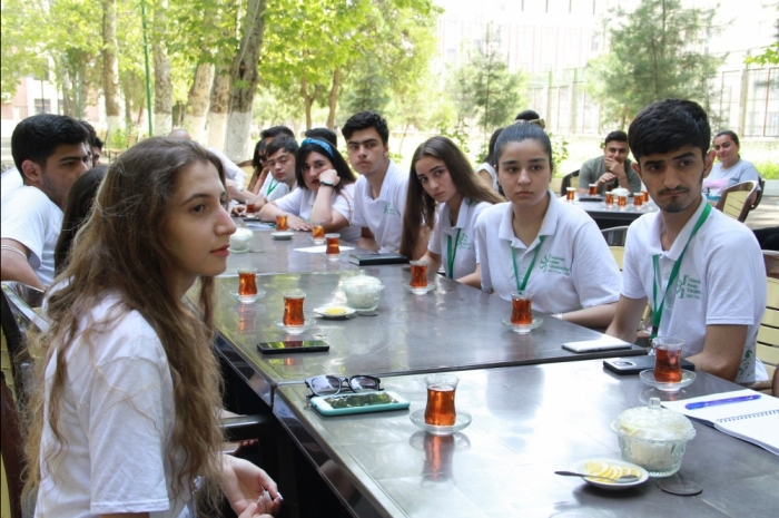 “Sabahın kənd təsərrüfatı” yay məktəbinin iştirakçıları üçün növbəti görüş təşkil olunub